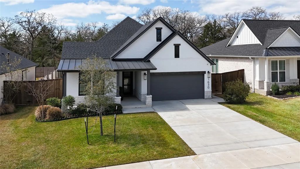 1630 Briscoe Manor Court, College Station