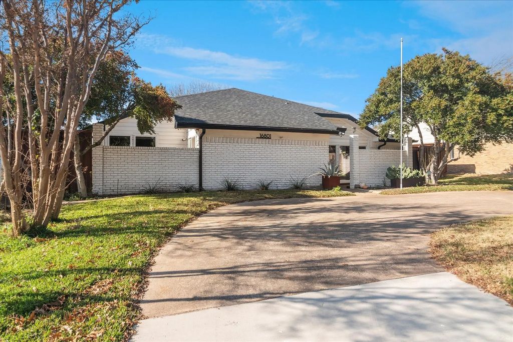 16801 Brushfield Drive, Dallas