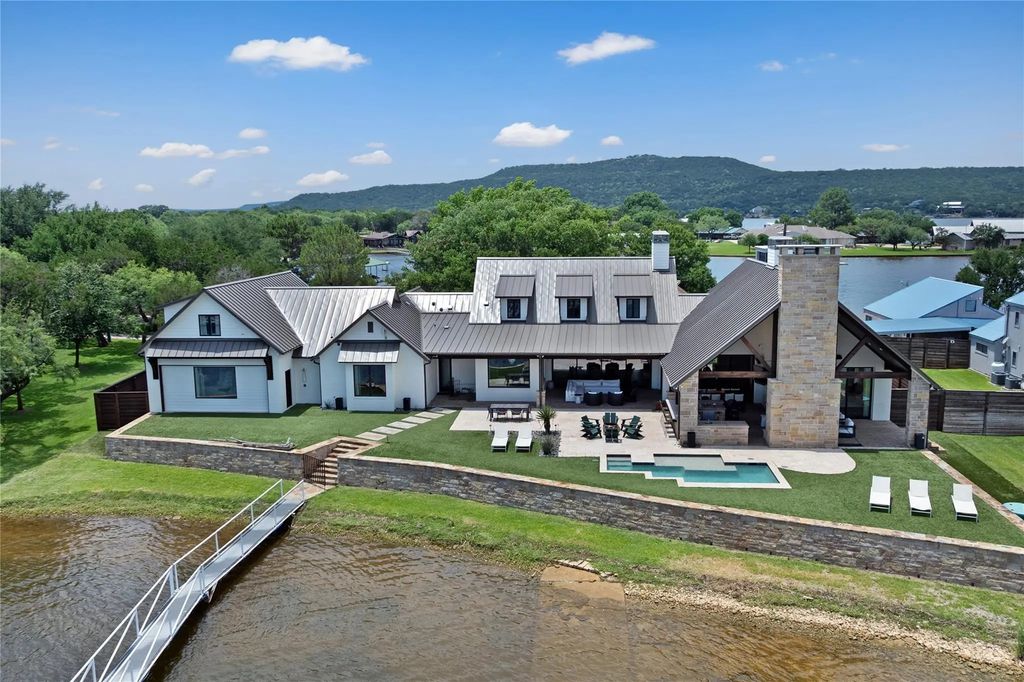1018 Chaparrel Lane, Graford