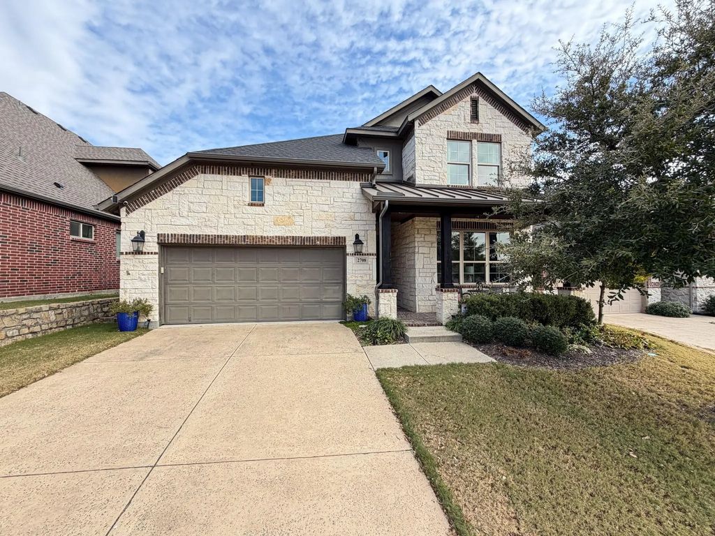 2708 Pointview Court, Lewisville