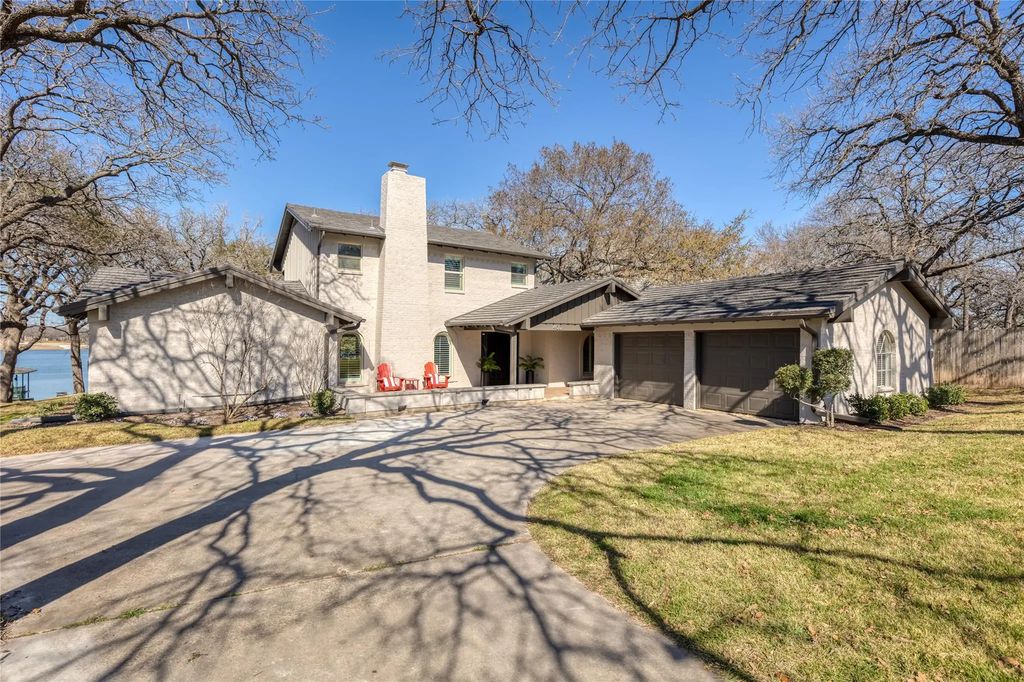 400 Driftwood Court, Azle