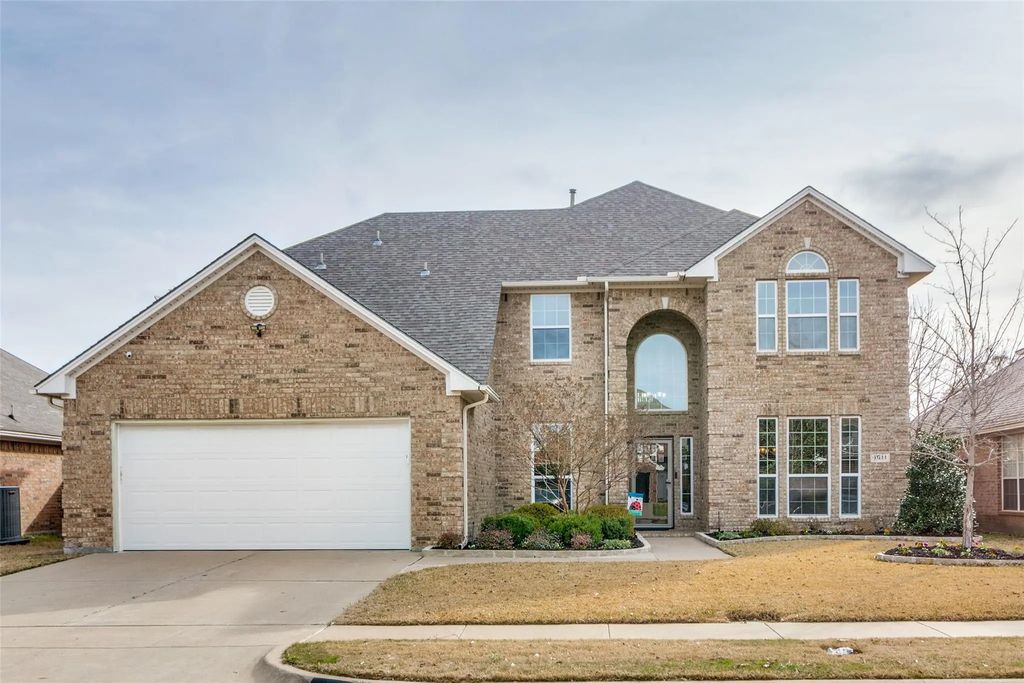 1011 Andromeda Way, Arlington