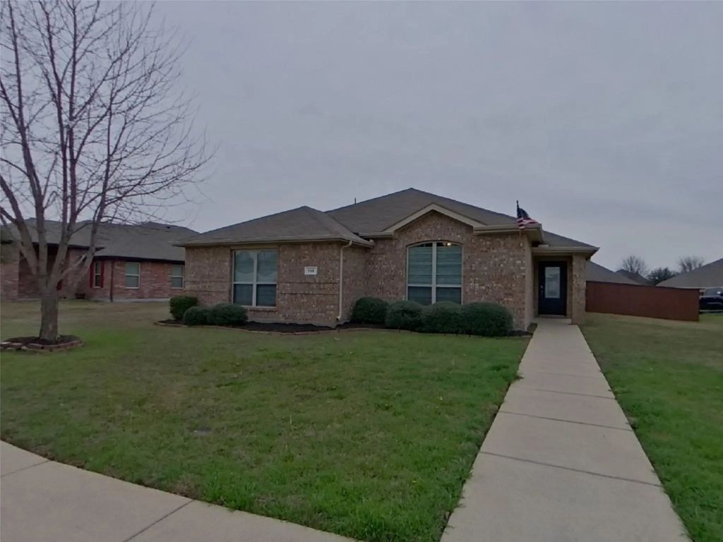 712 Candelila Drive, DeSoto