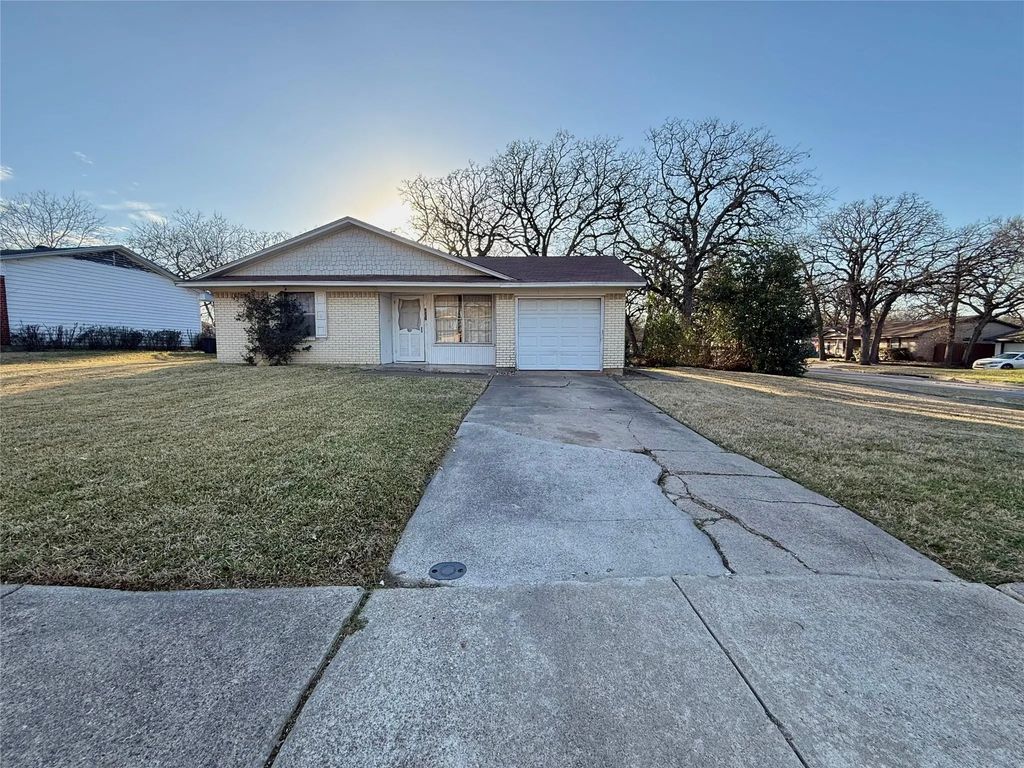 1901 Pyramid Drive, Mesquite