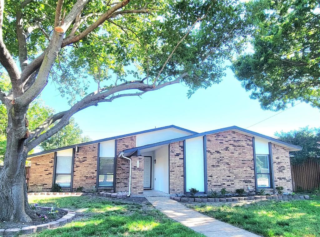 3402 Jones Drive, Rowlett