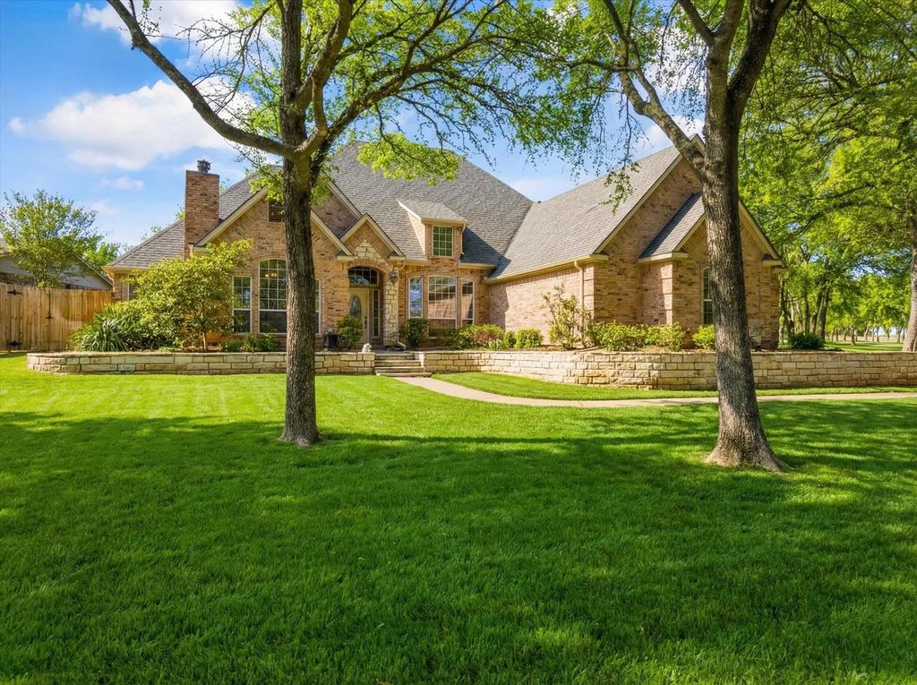 7711 Ravenswood Road, Granbury