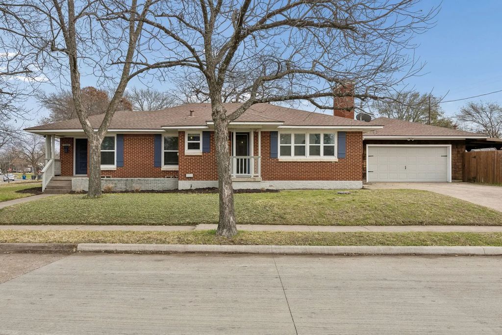 1938 Newport Avenue, Dallas