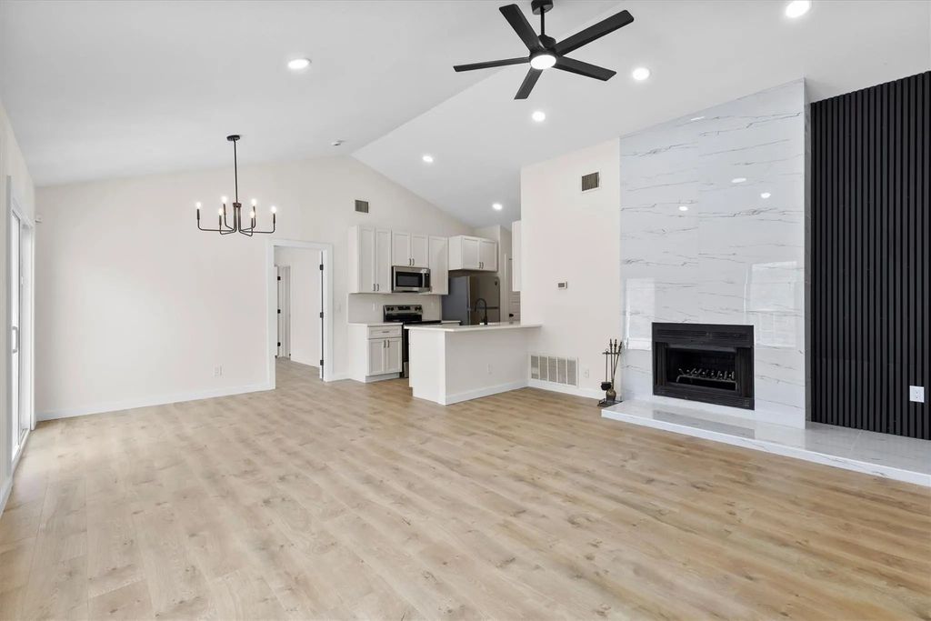 982 Mapleleaf Lane, Coppell