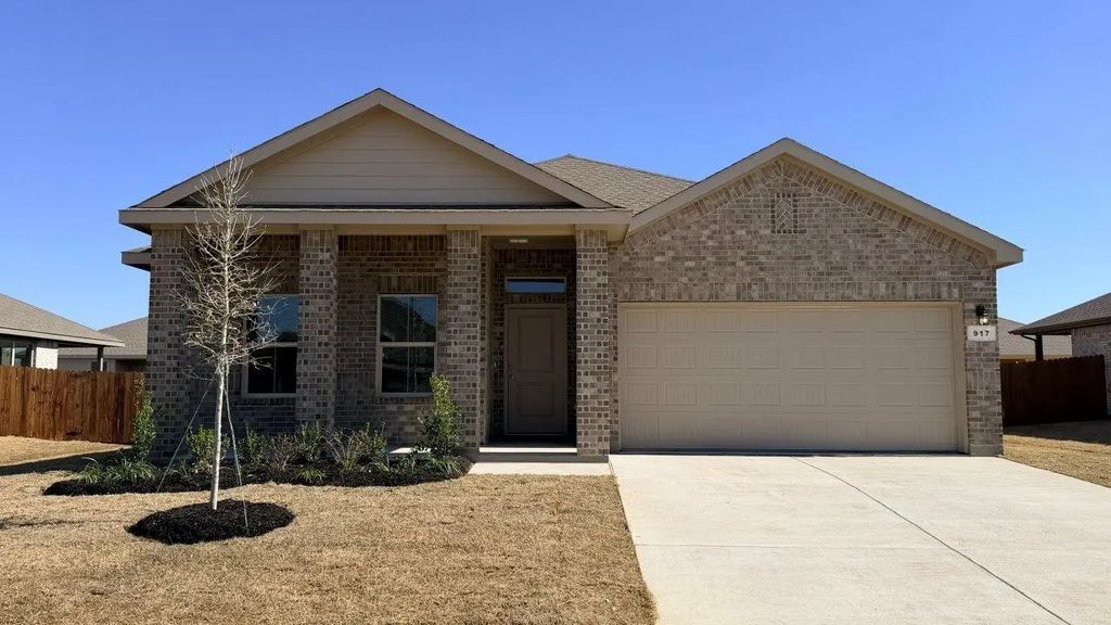 917 Boll Weevil Drive, Cleburne