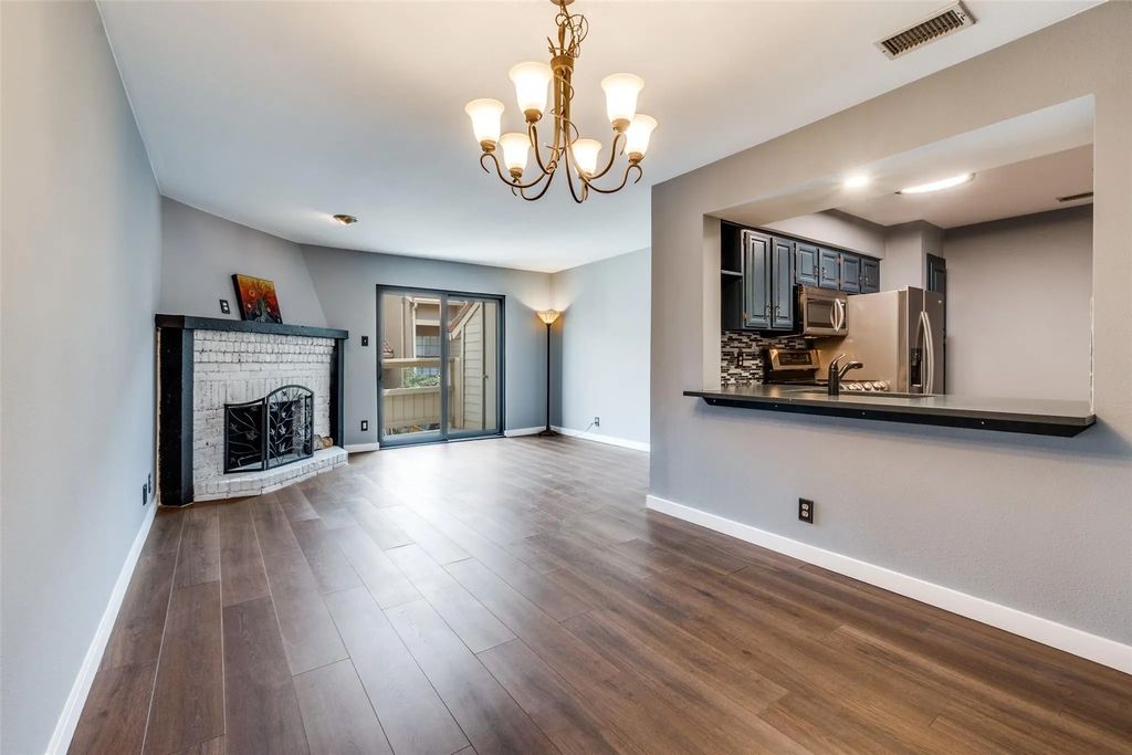 5200 Martel Avenue 3n, Dallas