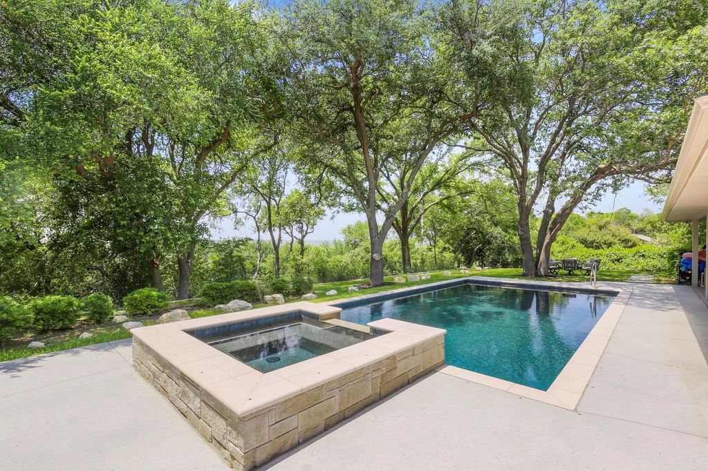 3616 Lands End Street, Fort Worth