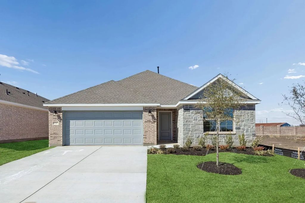 3717 Prairie Chapel Road, Royse City