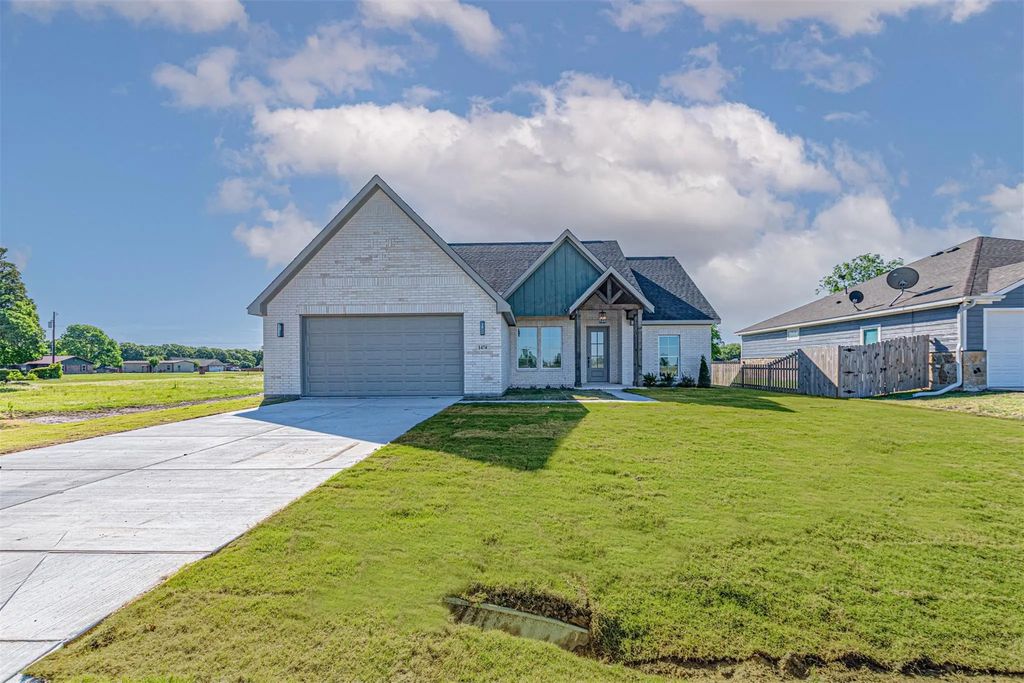1474 Vz County Road 3502, Wills Point