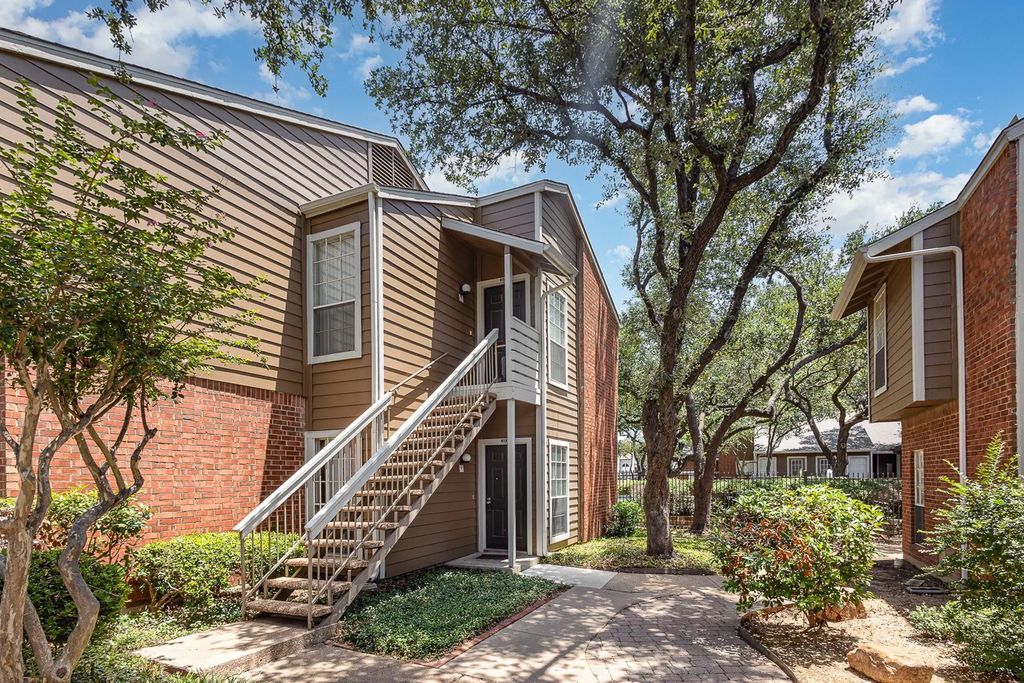3639 W Northgate Drive 149, Irving