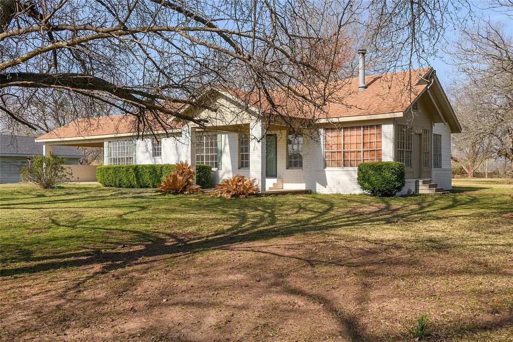 13040 Adger Road, Gilliam