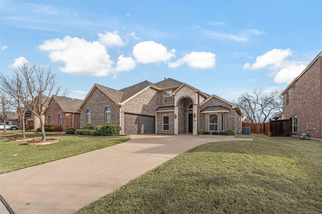 7156 Playa Imperial Lane, Grand Prairie