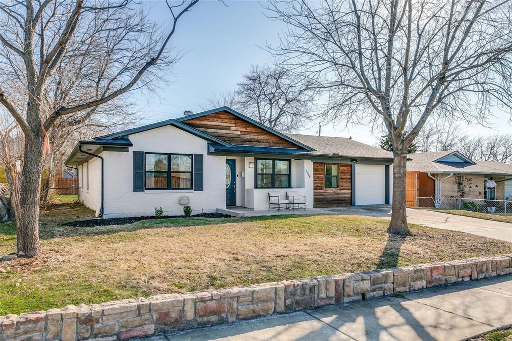 1114 Osceola Trail, Carrollton