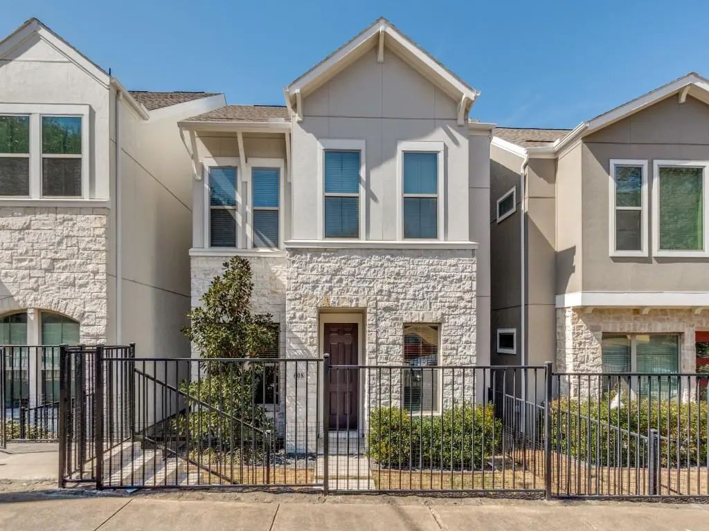 608 Aspen Valley Lane, Dallas