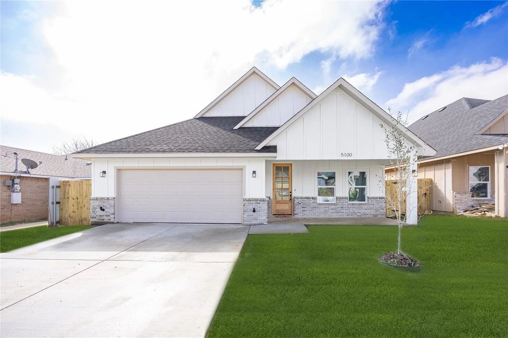 5100 Chapman Street, Fort Worth