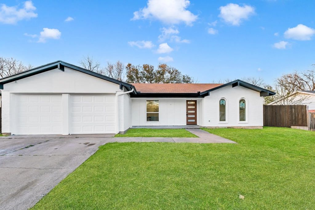 1701 Carla Avenue, Arlington