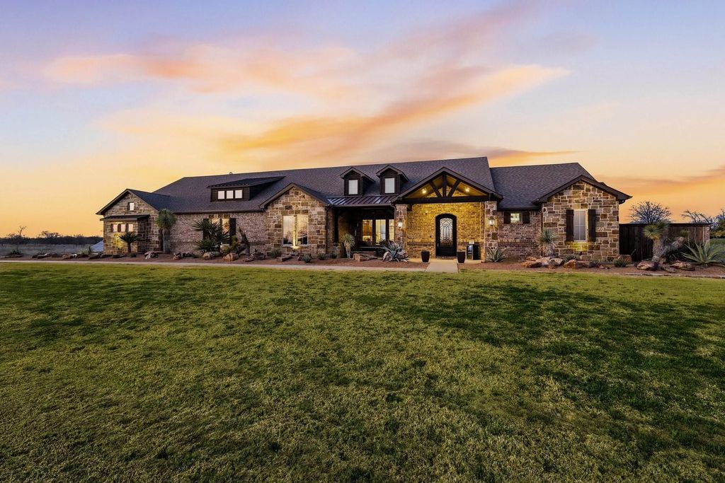 4840 High Plains Court, Fort Worth