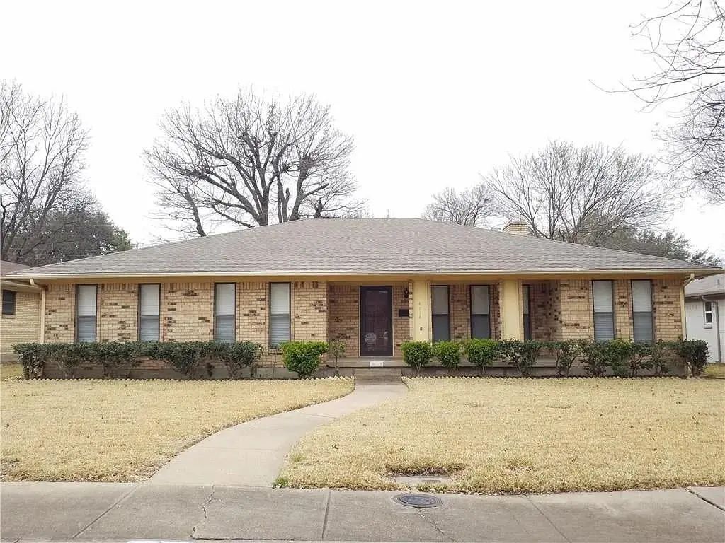 4914 Chilton Drive, Dallas