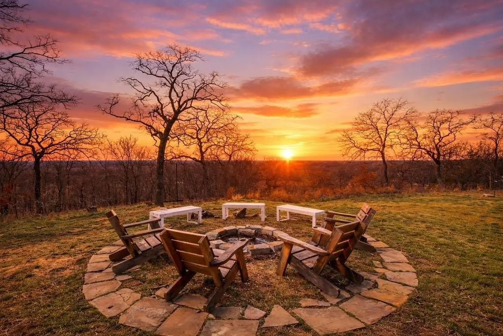 6757 Rockridge Trail, Aubrey