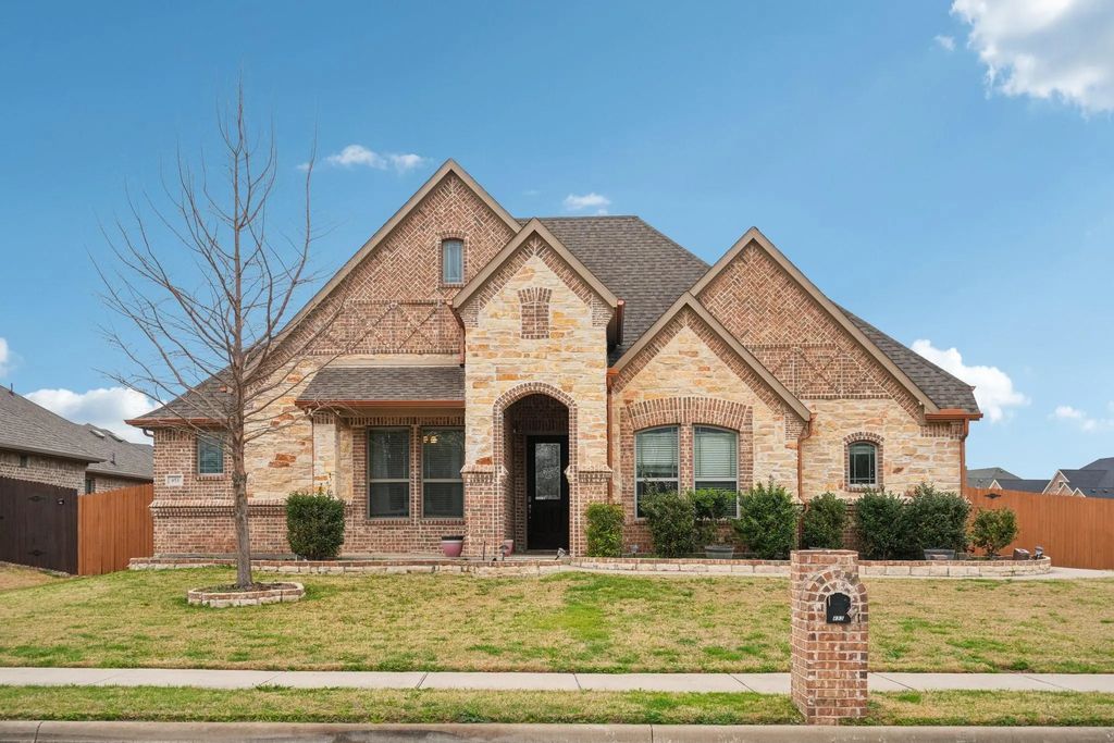 453 Lake Park Drive, Midlothian