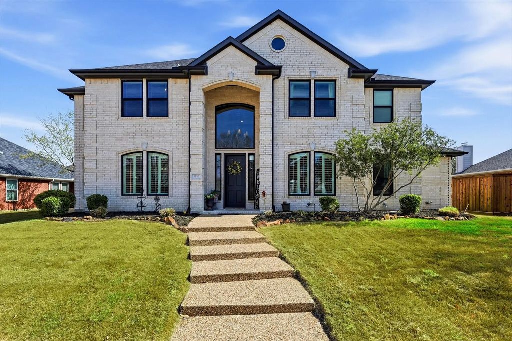 5817 Copper Canyon Drive, The Colony
