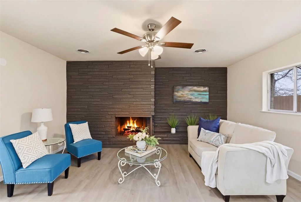 829 Joanna Drive, Hurst