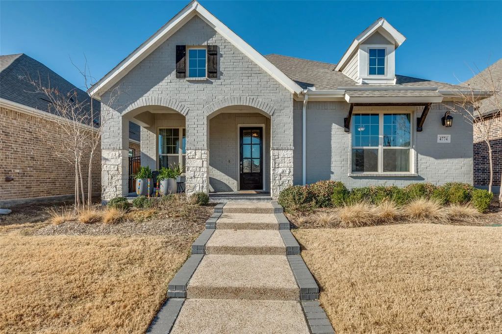 4774 Kings Garden Parkway, Arlington