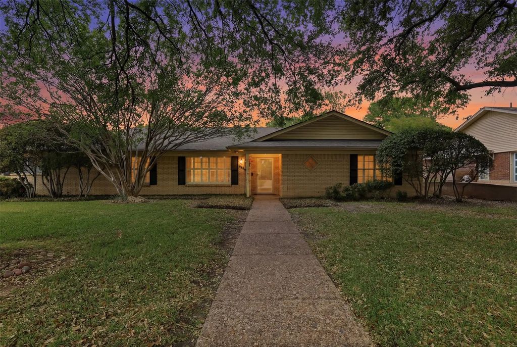 3820 Walton Avenue, Fort Worth