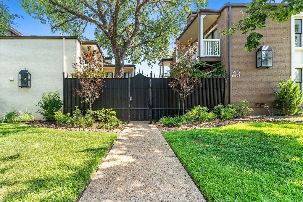 5904 Sandhurst Lane 147, Dallas