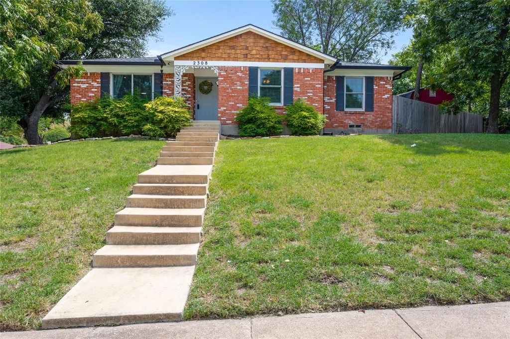 2308 Oldbridge Drive, Dallas