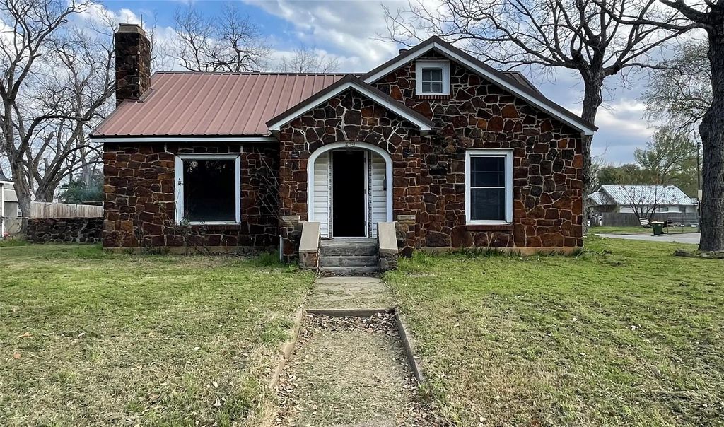 409 W Davis Street, Hearne