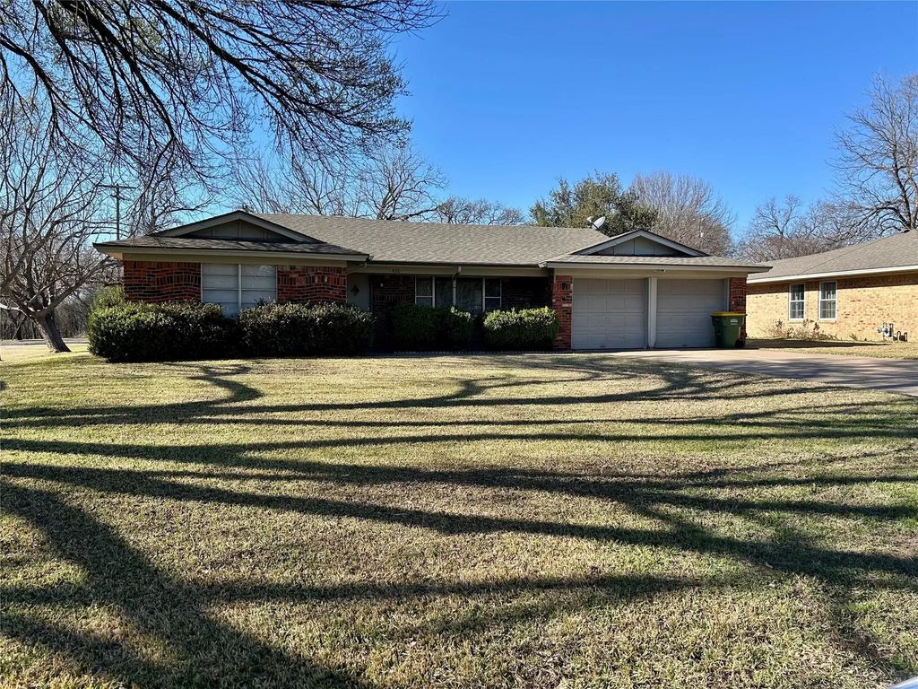 406 Nw 5th Street, Hubbard