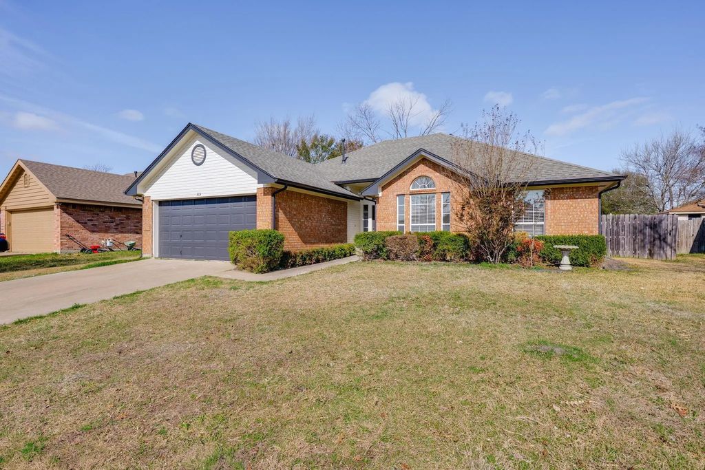 315 Myrtle Avenue, Waxahachie