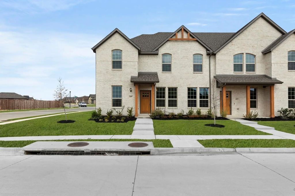 4609 Avion Drive, Sanger