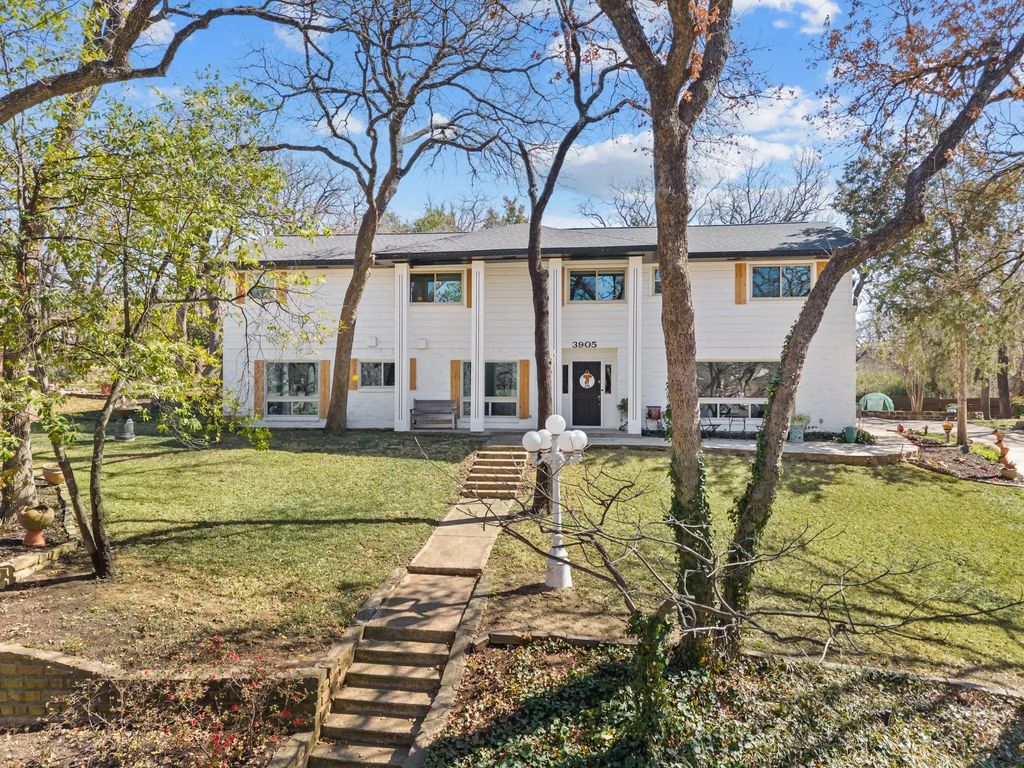 3905 Shady Creek Drive, Euless