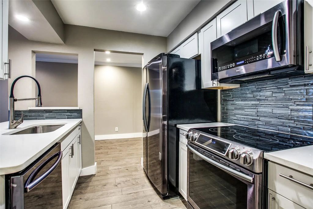 4837 Cedar Springs Road 212, Dallas
