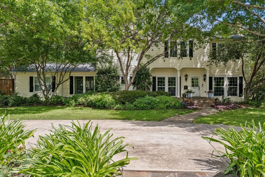 8212 Midway Road, Dallas
