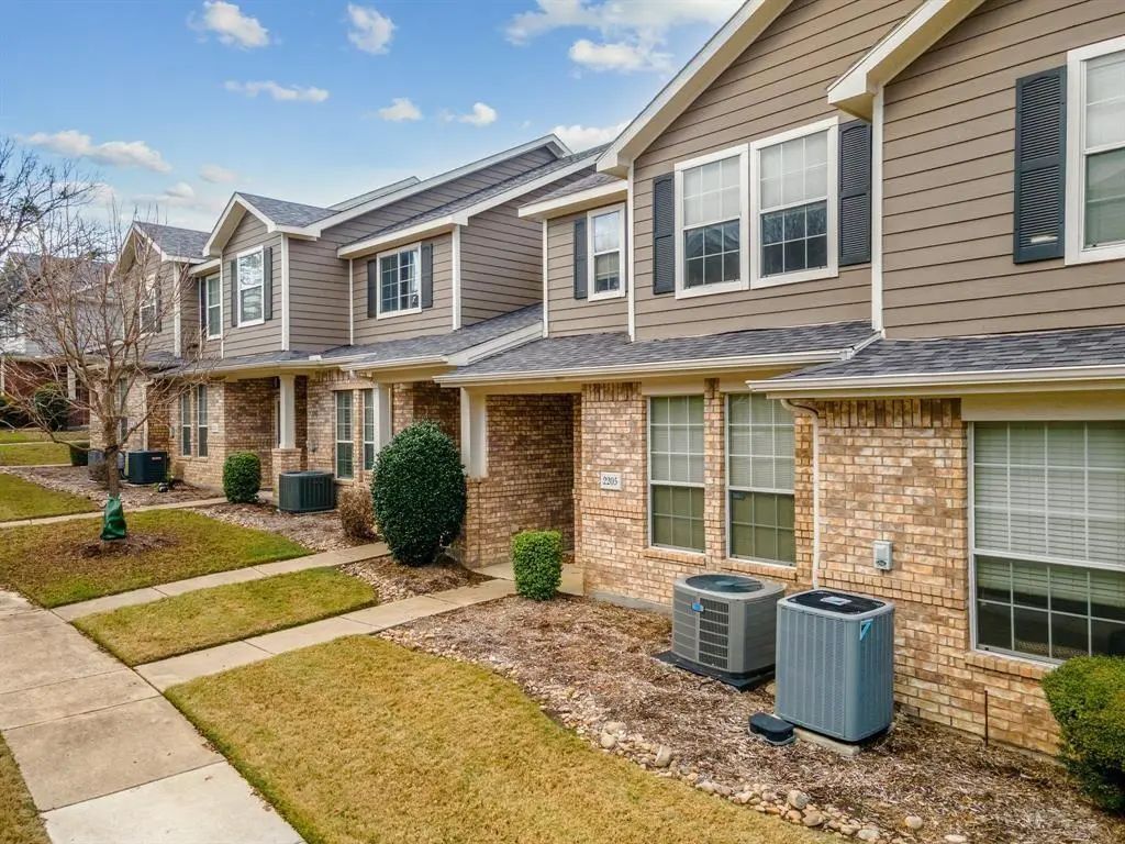 2205 Stoneleigh Place, McKinney