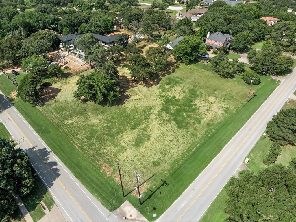 1099 Burney Lane, Southlake