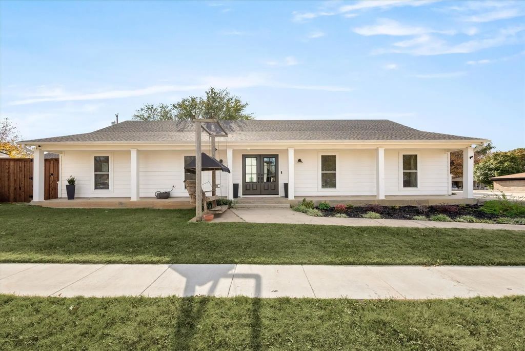 1706 Dunn Street, Grapevine