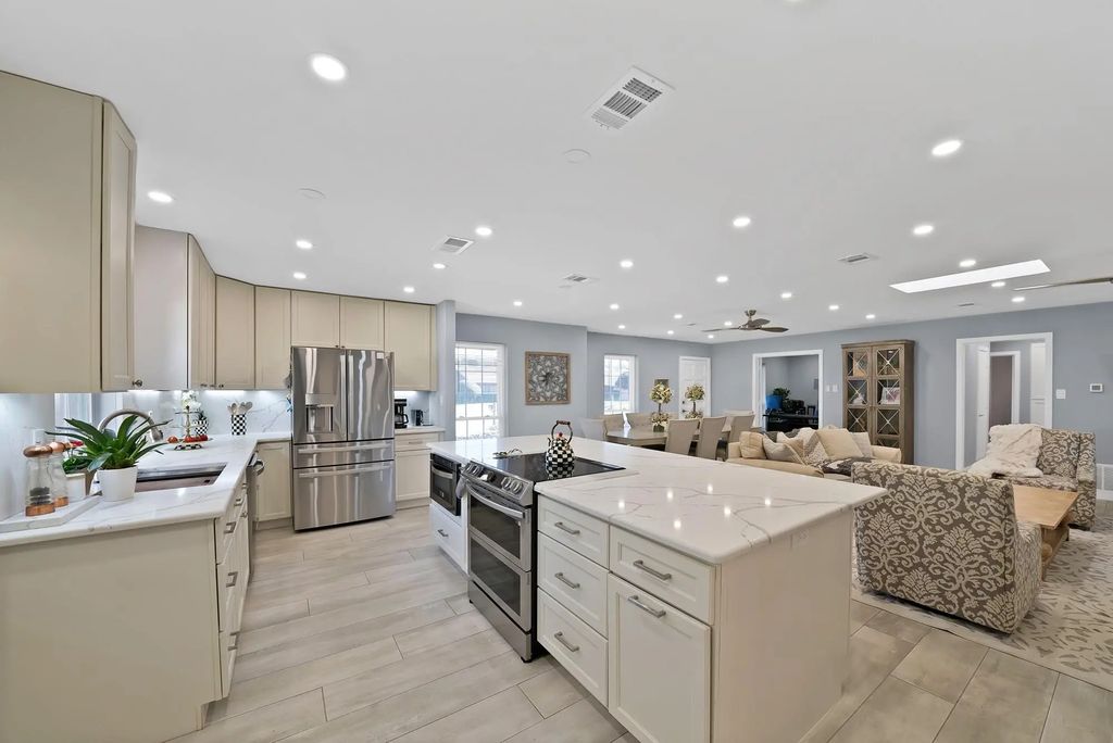 2907 Canyon Brook Drive, Richardson