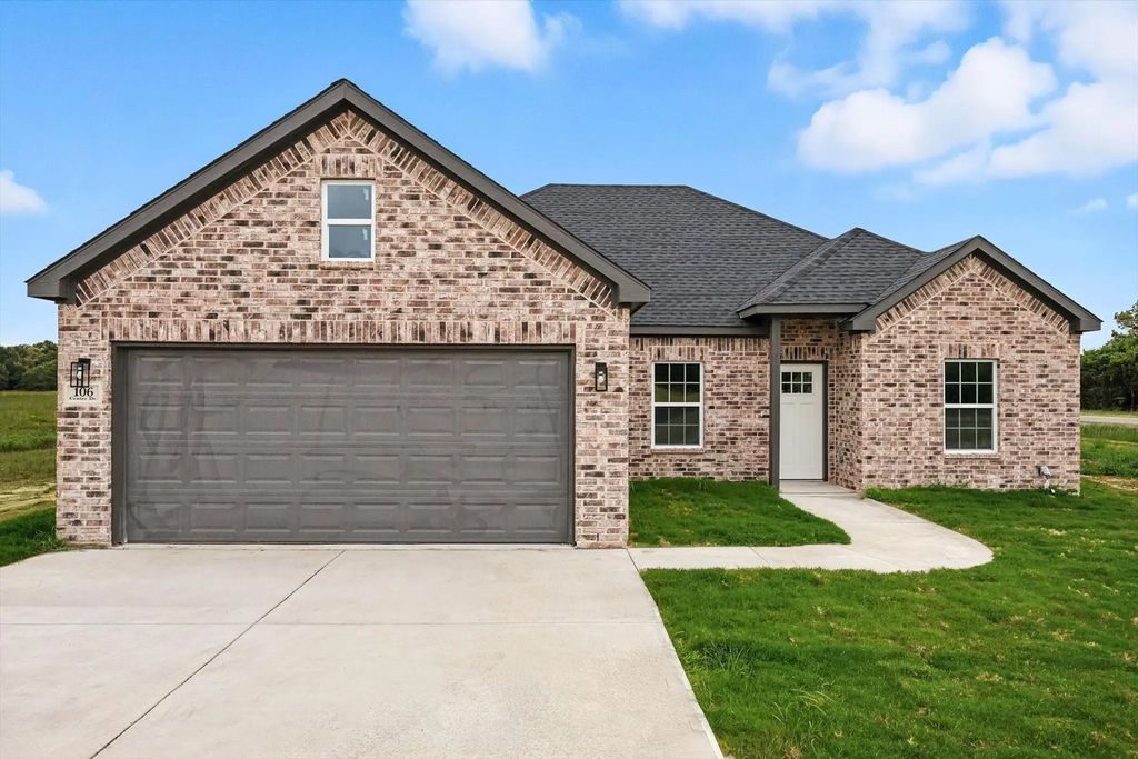 106 Center Drive, East Tawakoni