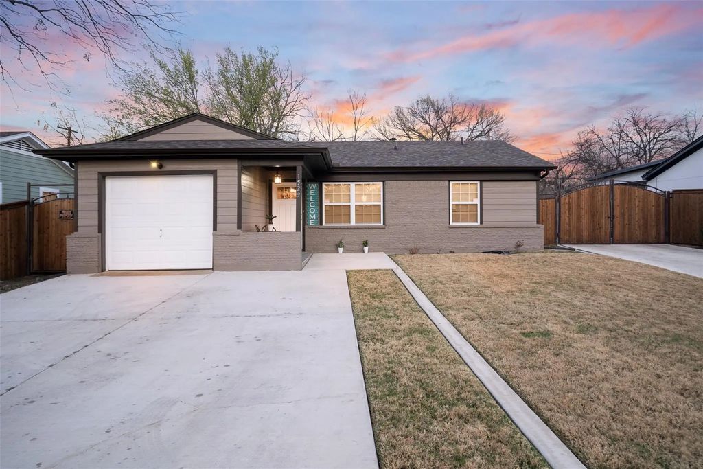 1529 Daniel Drive, Arlington