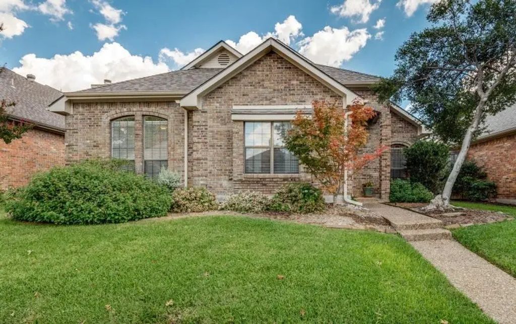 18940 Misthaven Place, Dallas