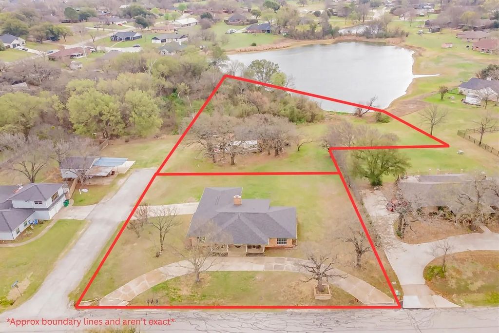 306 Country Club Drive, Joshua