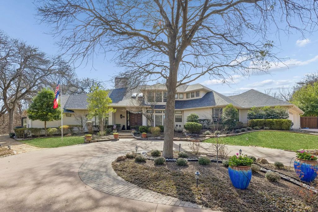 4 Wooded Lane, Allen